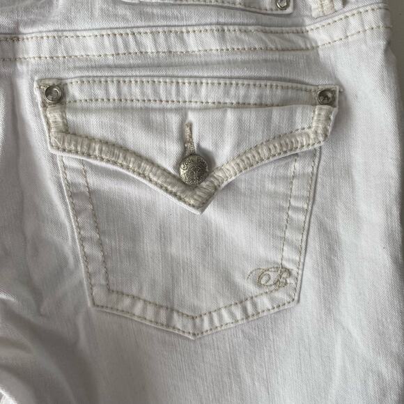 Code Bleu White Womans Cropped Jeans SZ 10 Mid Rise Cuffed Stretch Embellished - Picture 10 of 10